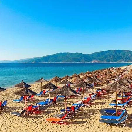 Roxani Aqua Bliss - Serene Garden Getaway Evkarpia